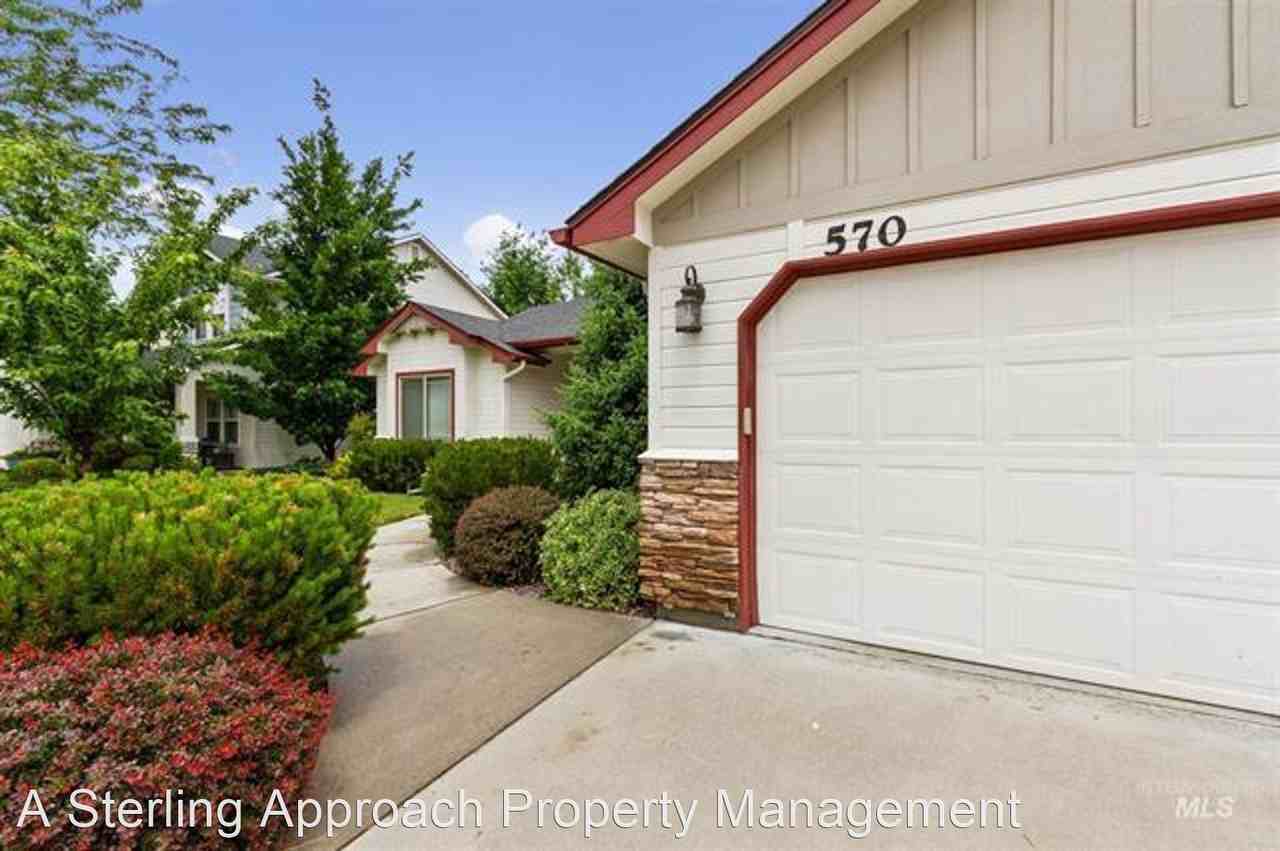 570 W Anton Dr - Photo 2 of 34