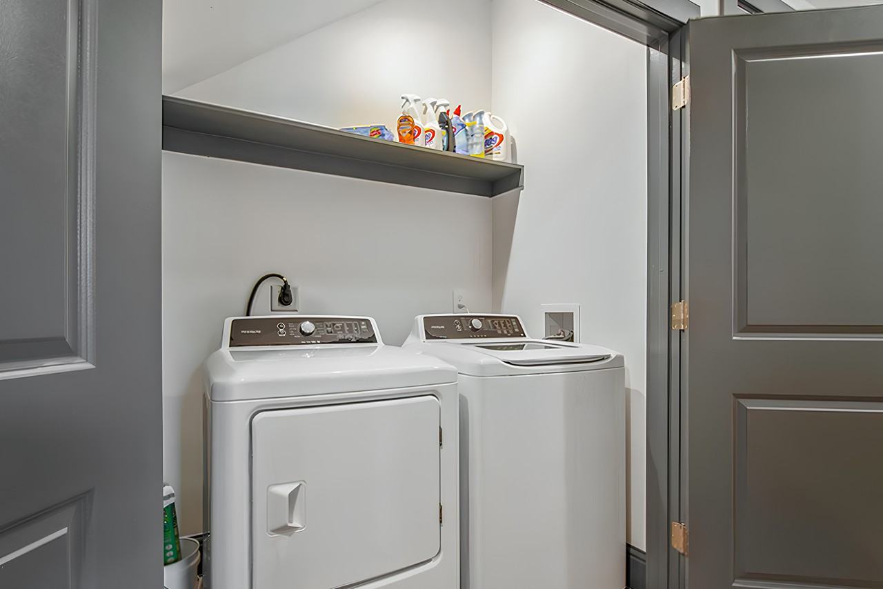 Philip St - Photo 7 of 11