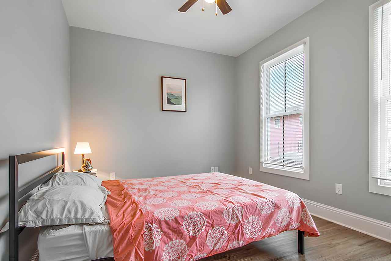 Philip St - Photo 4 of 11