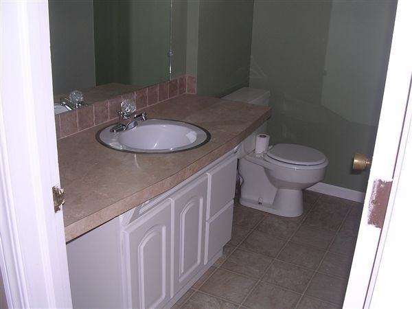 Regency Condominiums Apartments 1326 W Territorial Rd, Battle Creek