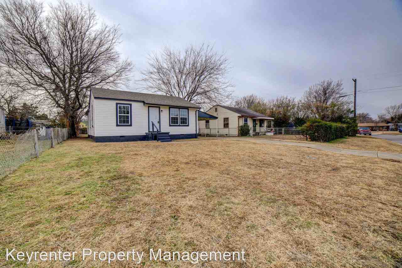2026 E Young St - Photo 2 of 28