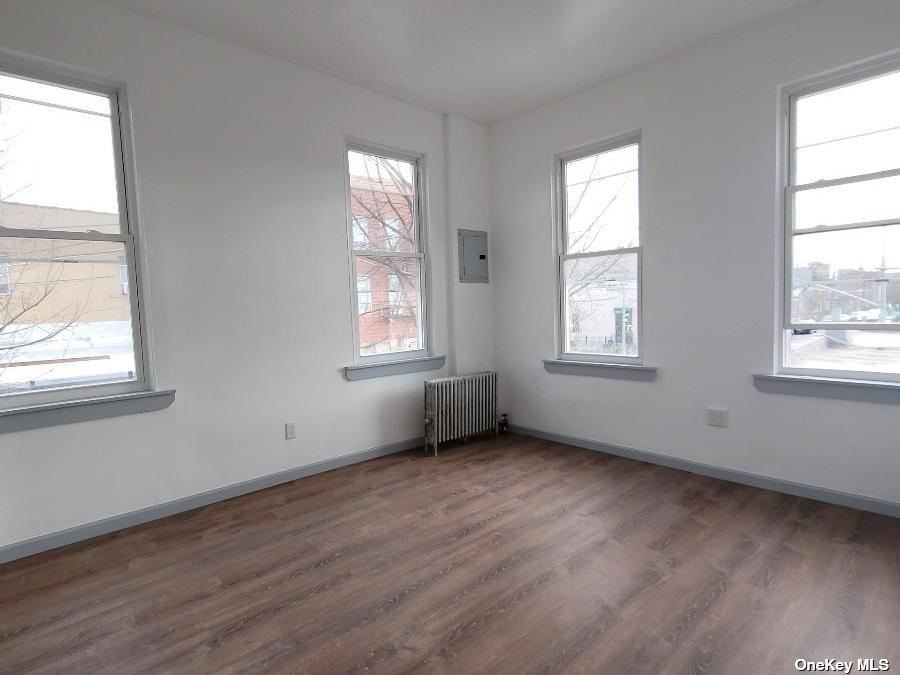 170 Bradford St - Photo 2 of 5