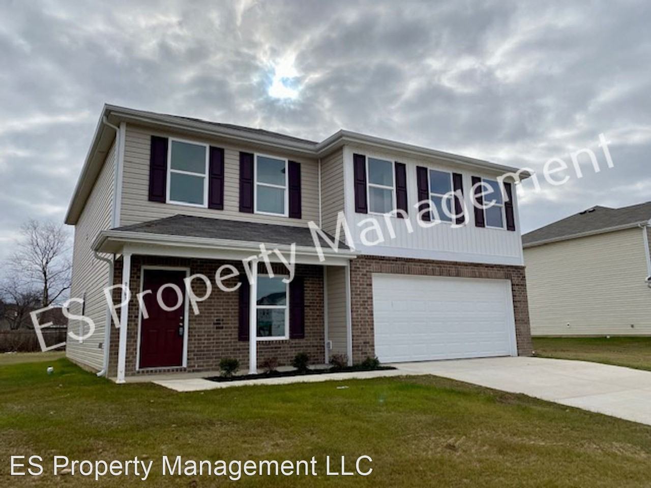 2901 W Kings Canyon Rd - Photo 2 of 50