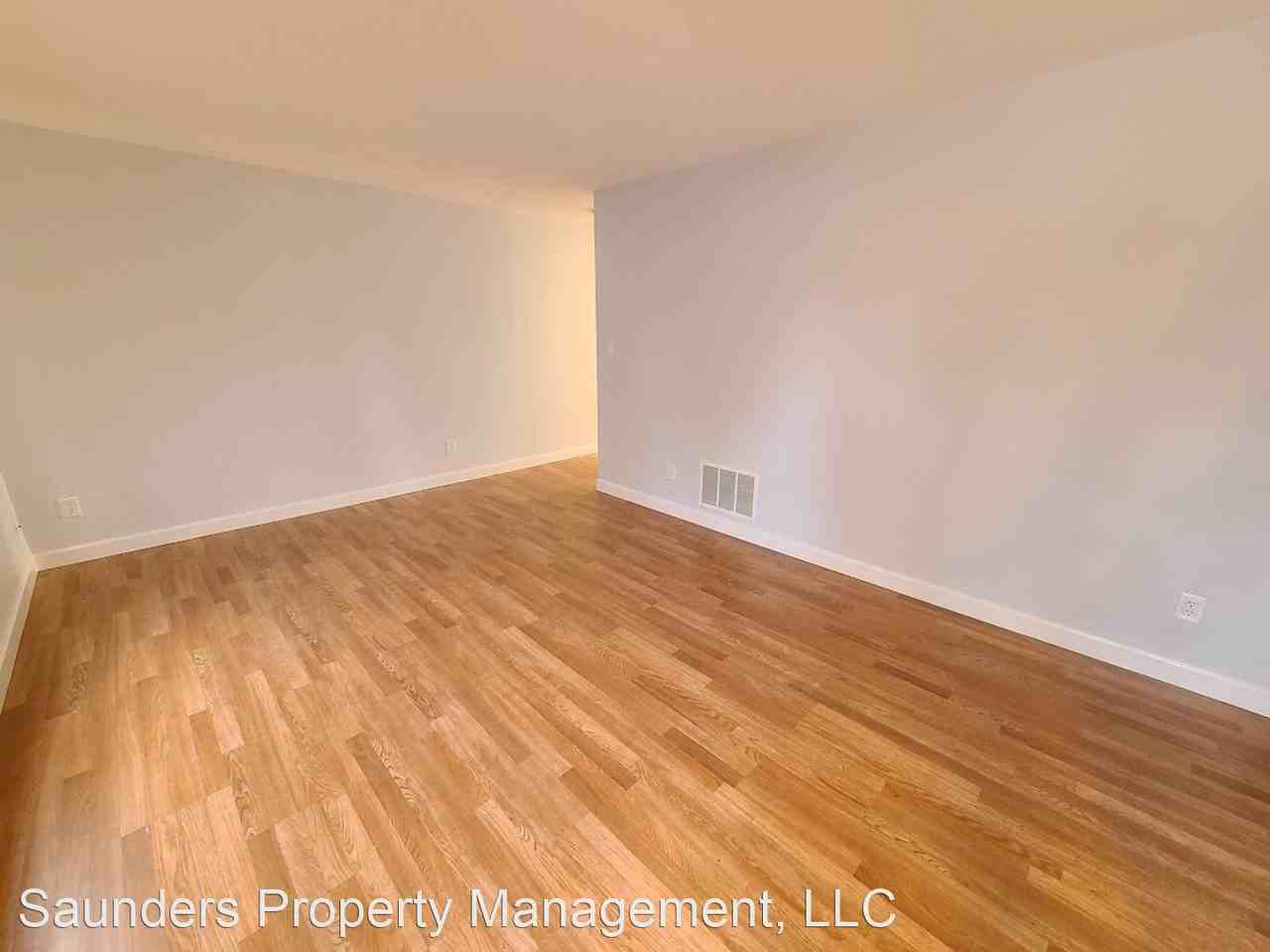 2727 Reynolds Park Rd - Photo 2 of 11