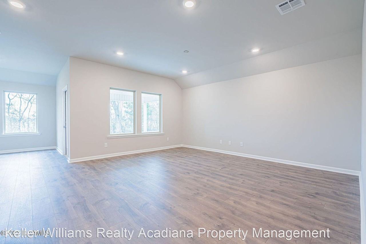 107 107 Still Lake Drive - Photo 3 of 8