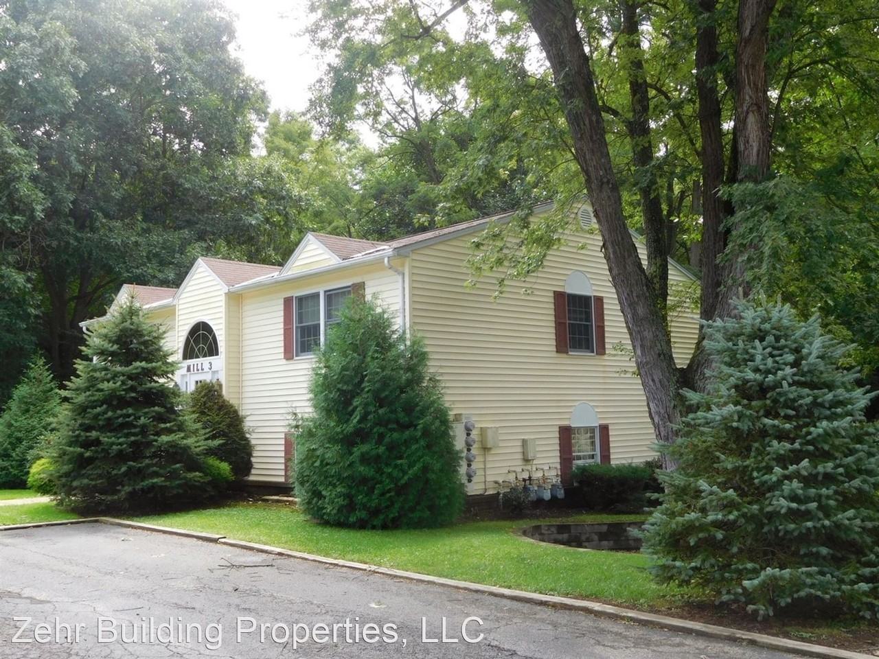 598 North Street - Photo 2 of 10