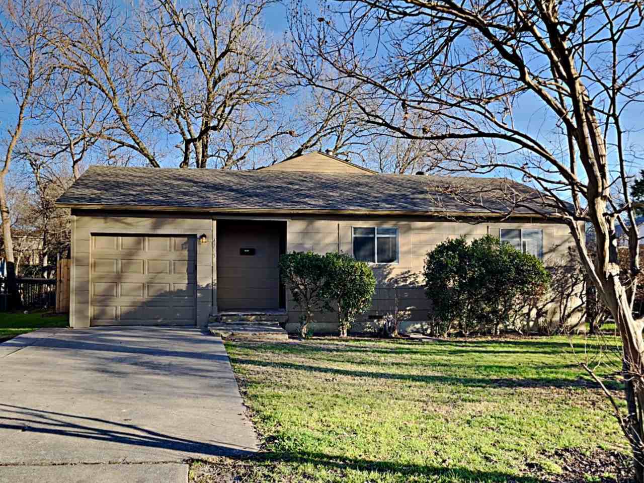 4725 Dilworth Ct - Photo 2 of 21