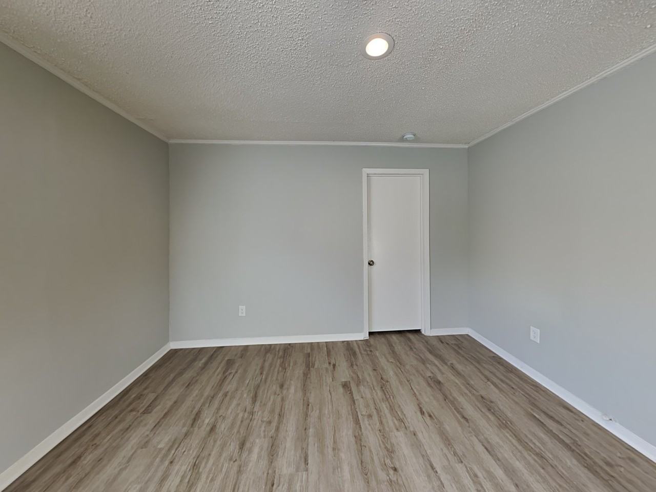 4725 Dilworth Ct - Photo 3 of 21
