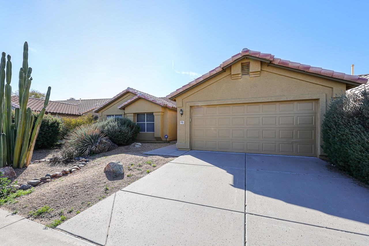 5351 W Saragosa St - Photo 3 of 29