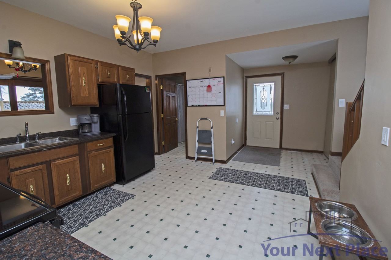 515 1st Street South - Photo 2 of 22