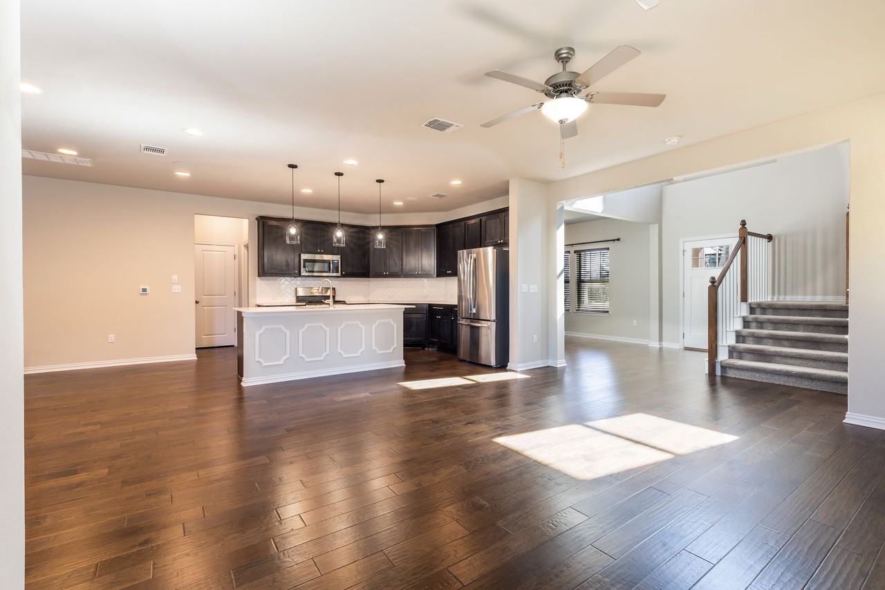 5508 Baythorne Dr - Photo 3 of 39