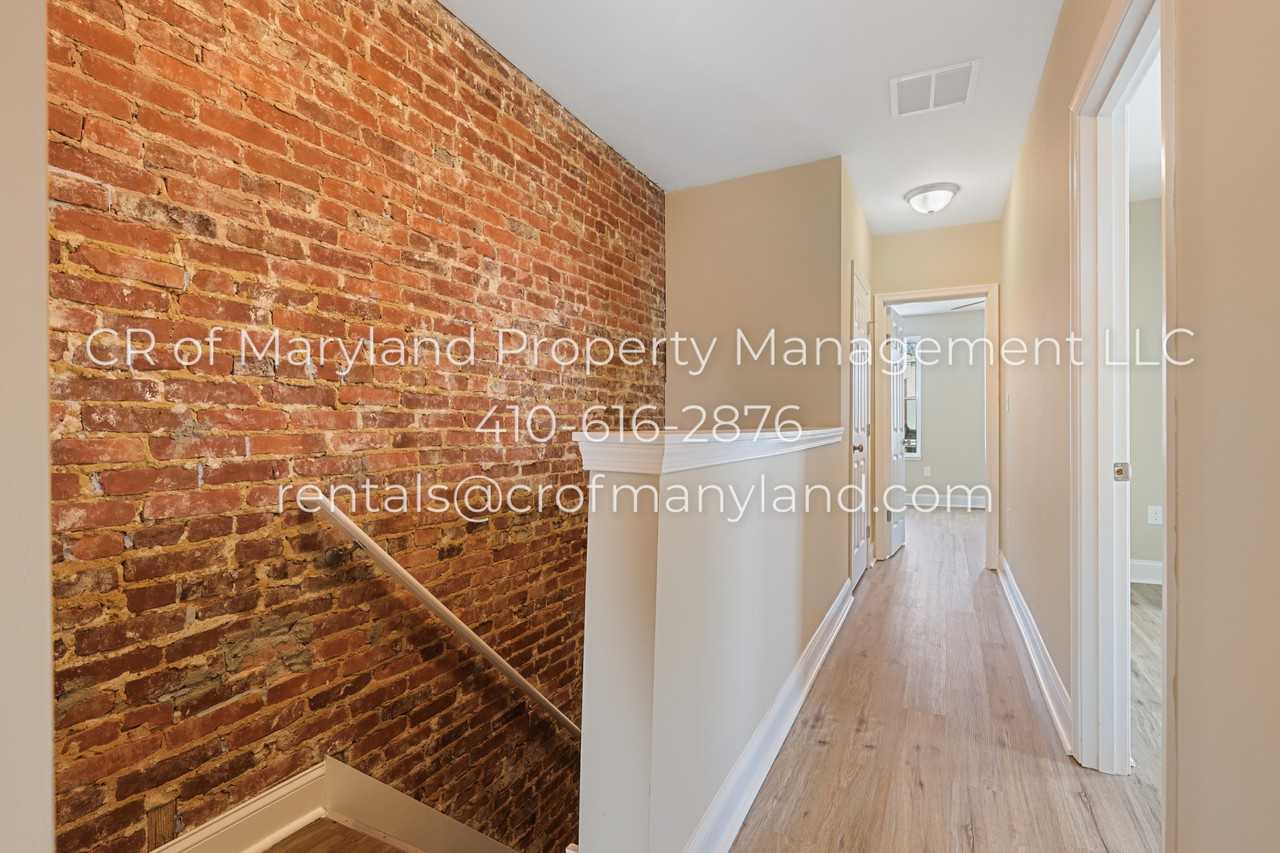 2045 Cliftwood Ave - Photo 3 of 19