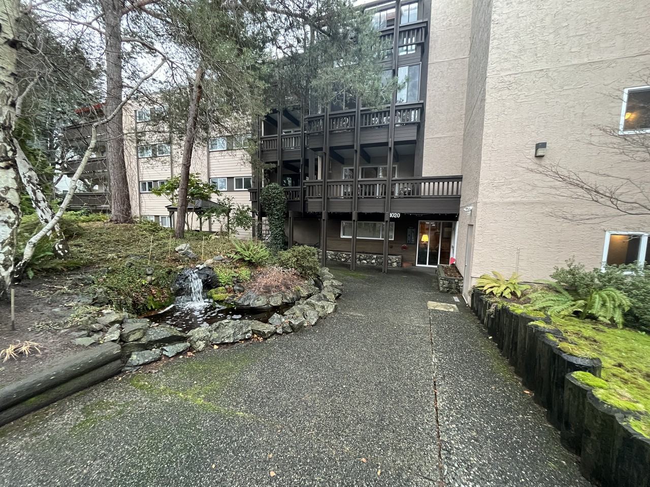 1020 Esquimalt Rd - Photo 2 of 50