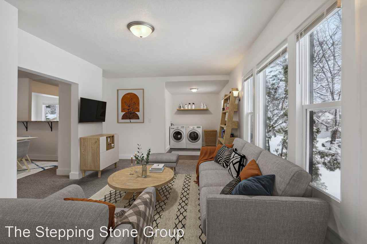 2755 Pierce Street NE - Photo 3 of 20