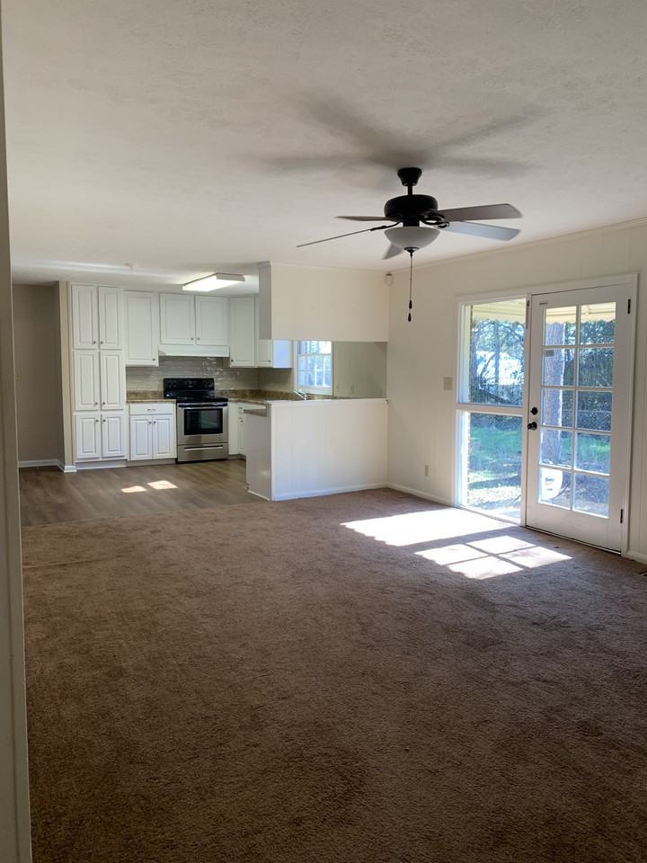 347 Azalea Dr - Photo 3 of 12