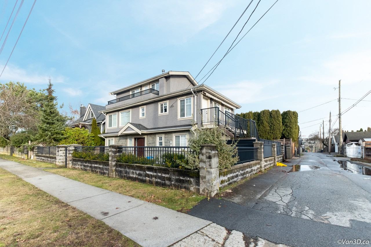 16 Gilmore Avenue - Photo 2 of 11