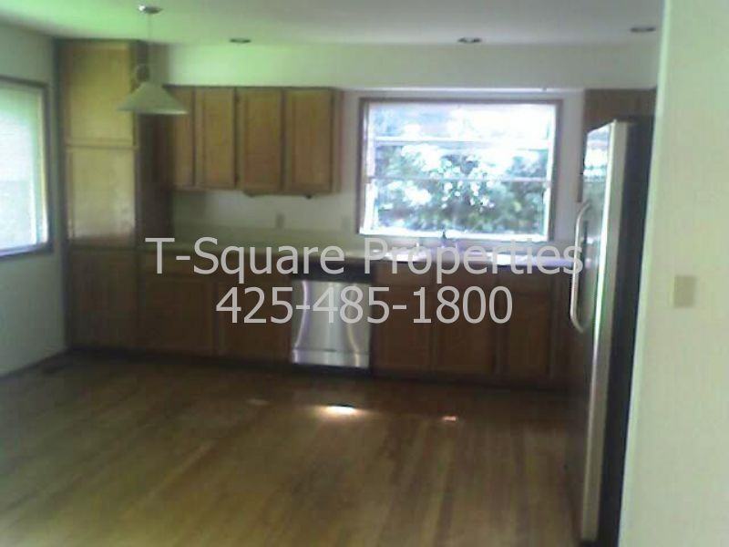 12704 102nd Ave NE - Photo 3 of 7