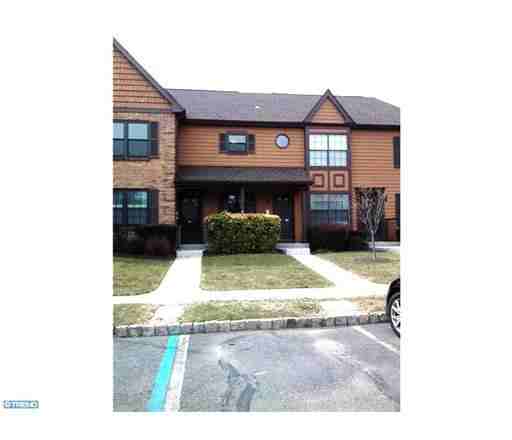 35 Fairway Ct - Photo 2 of 8
