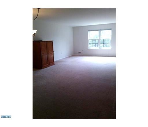 35 Fairway Ct - Photo 3 of 8
