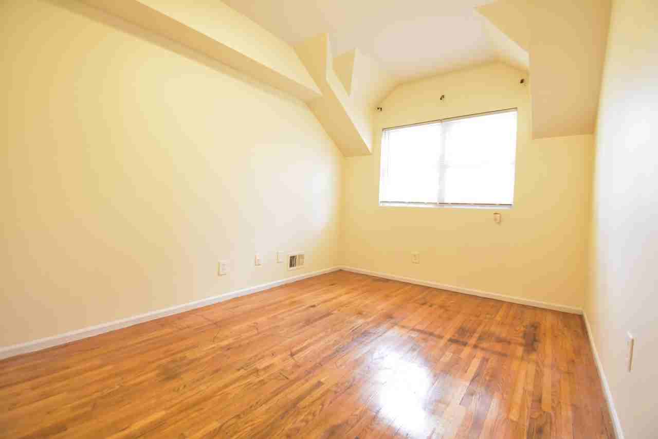 3 Alaska St - Photo 3 of 9