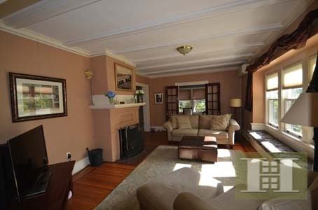 11 Highland Ave #TH - Photo 2 of 9