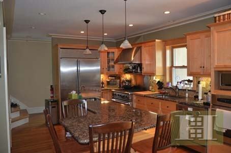 11 Highland Ave #TH - Photo 3 of 9