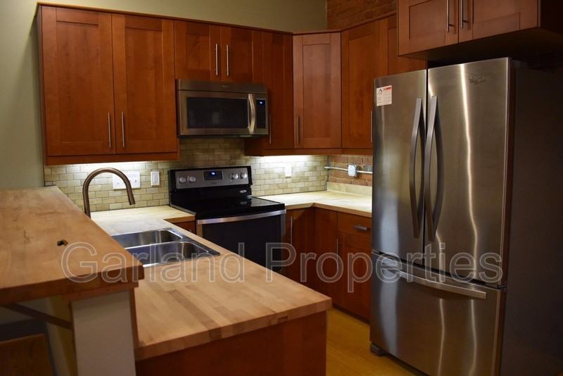113 Norfolk Ave Sw #1 - Photo 2 of 17
