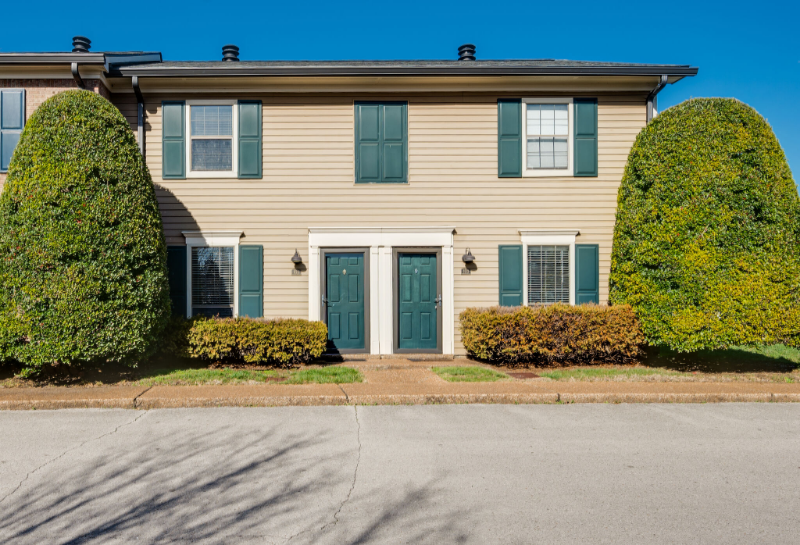 102 Academy Sq - Photo 3 of 29