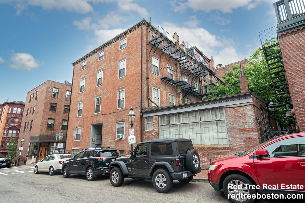 58 Anderson St #4
