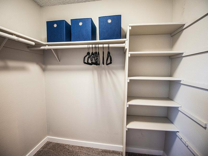 Pointe East Apartments - Photo 3 of 8