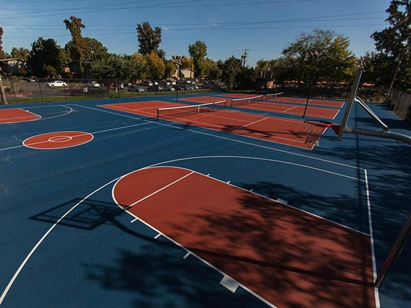 The Eleven Hundred Apartments - Photo 2 of 19