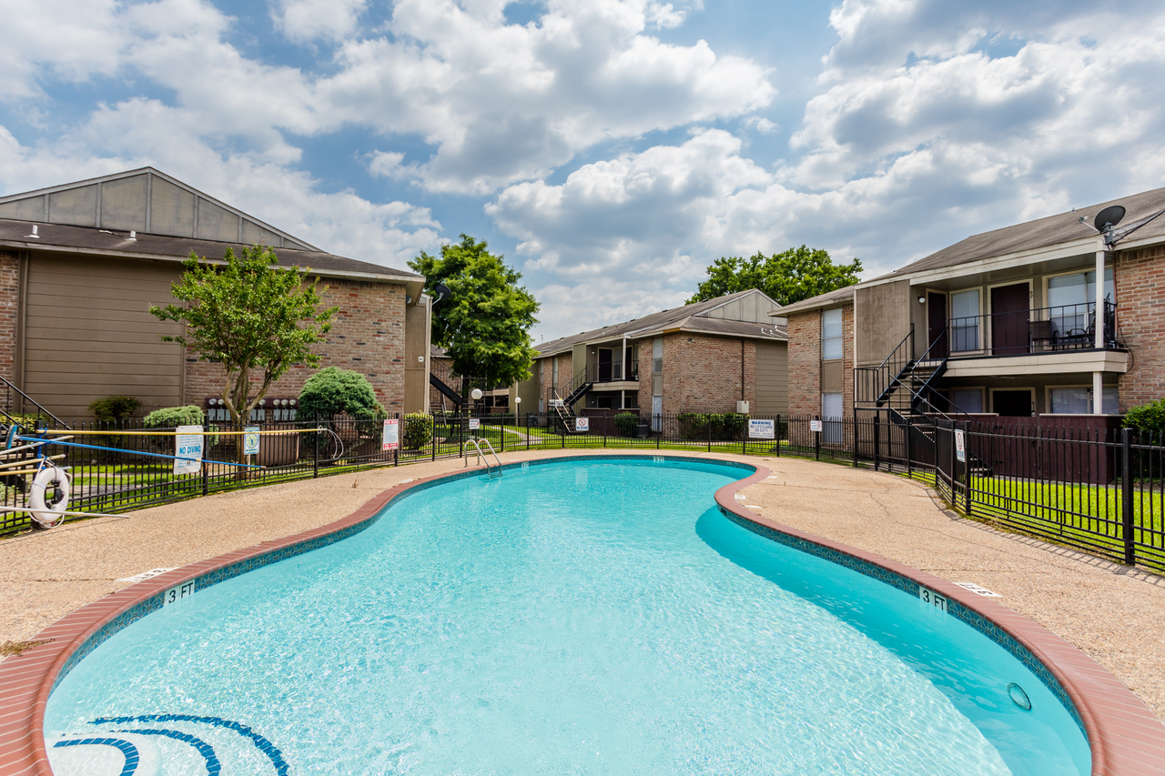 Villa Solano Apartments - 2501 Westridge St Houston TX | Zumper
