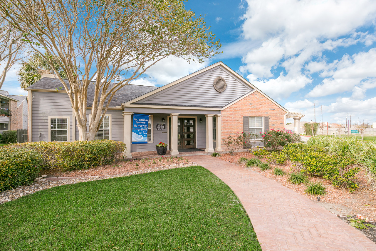 6947 Everhart - Photo 6 of 50