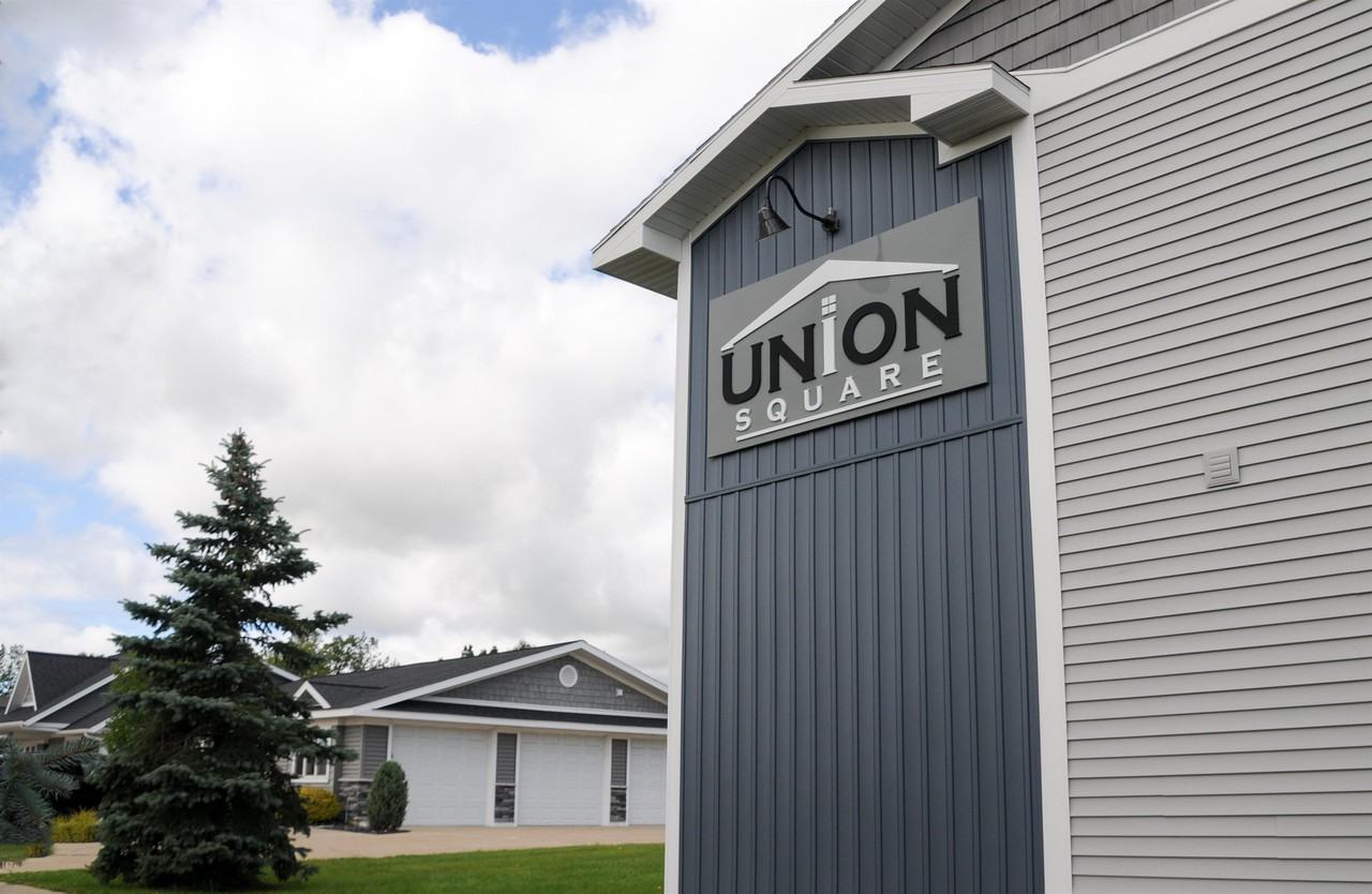 UNION SQUARE APTS__158 - Photo 2 of 18