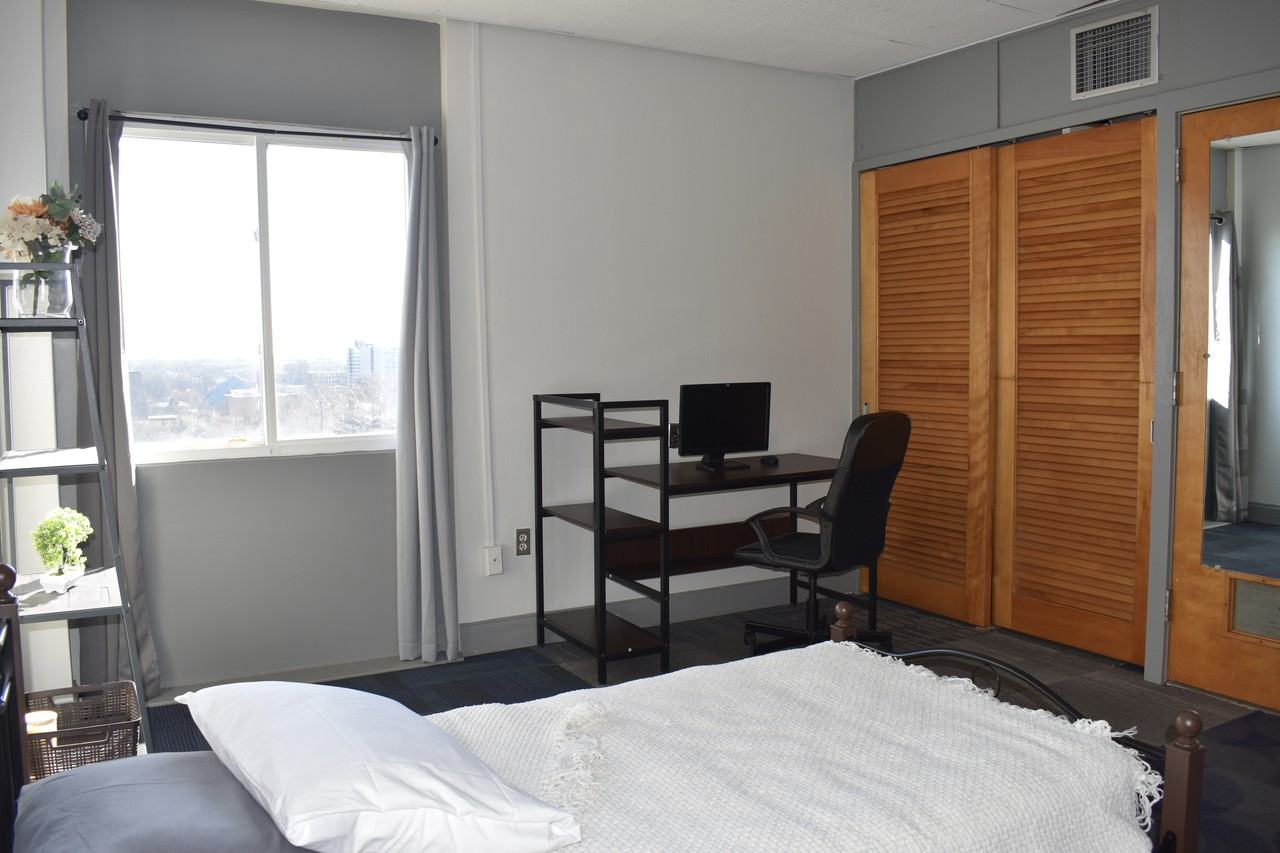 Two Seventy-Four - Photo 6 of 16