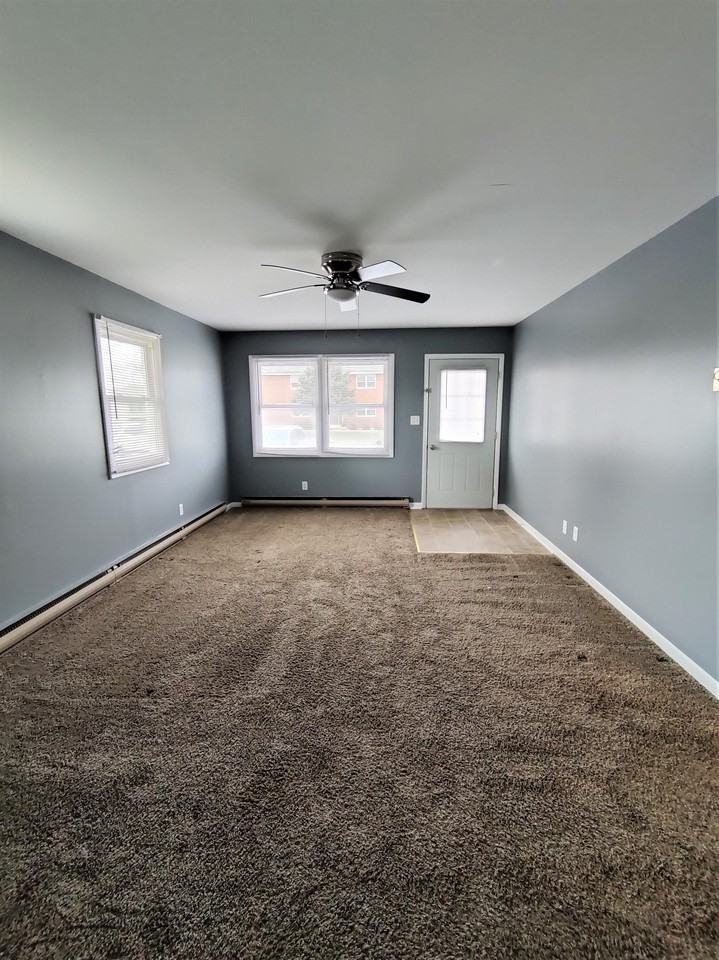 435 435 E Ann Street-A #A - Photo 3 of 12