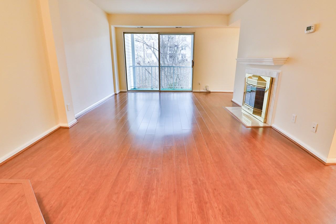 13 Pickering Court - 102Unit 102 #102 - Photo 3 of 25