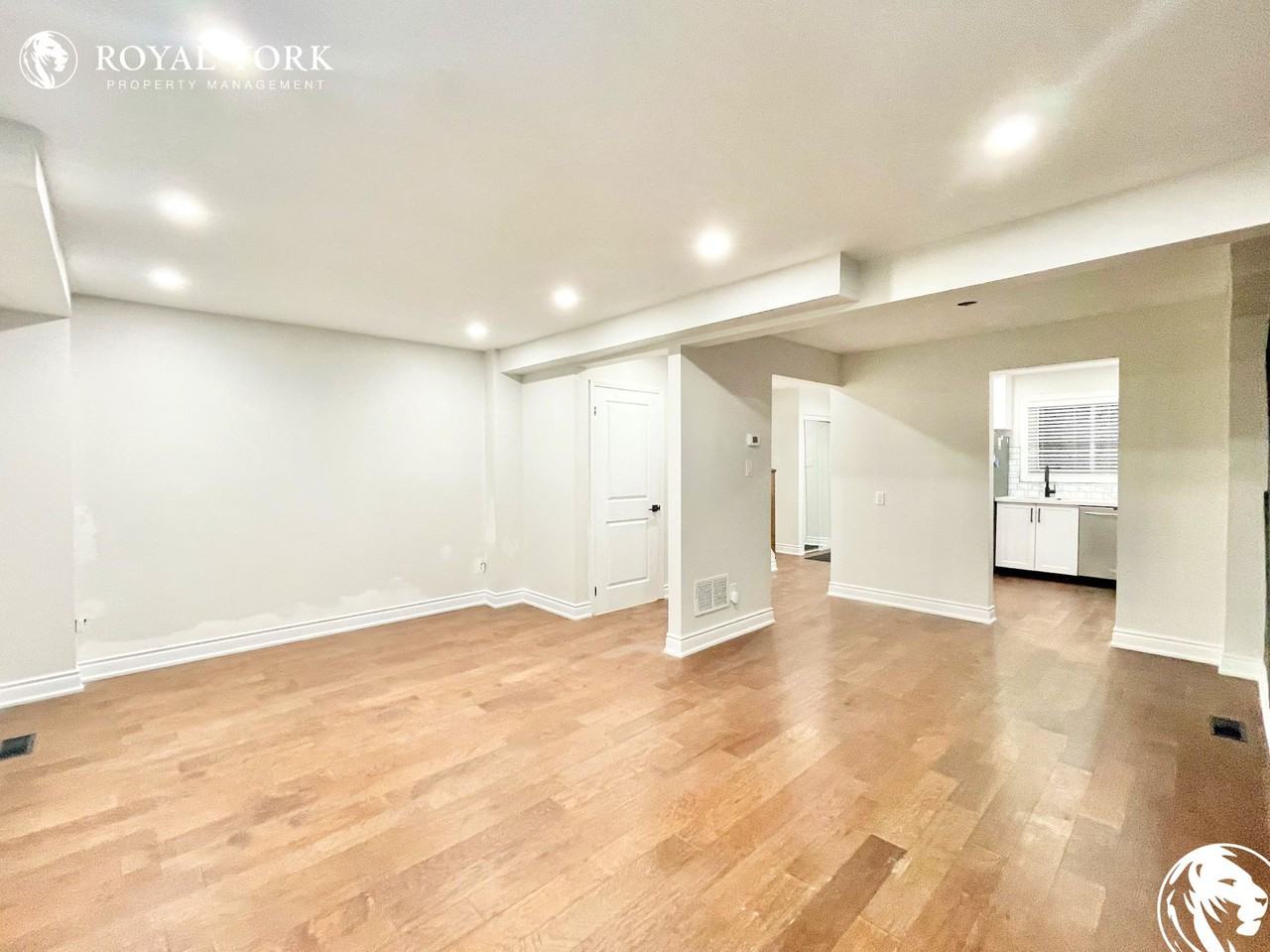 16 Hazelglen Crt - Photo 2 of 33