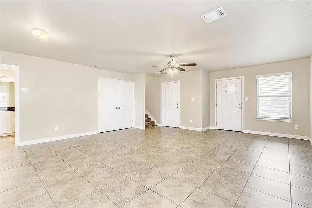 3108 Weave Ct #1 - Photo 2 of 10