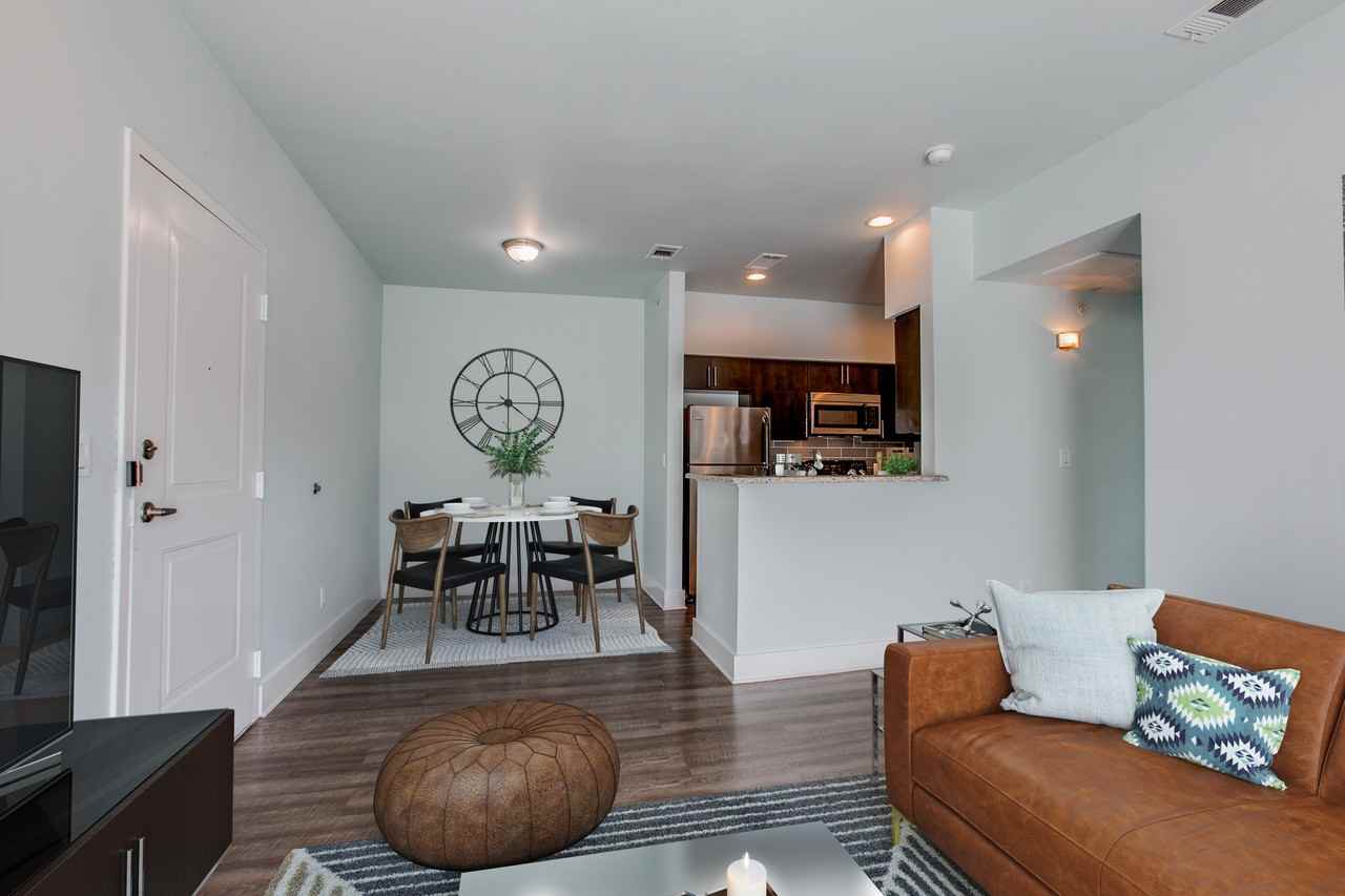 z-021822-Richland Park - Photo 3 of 27