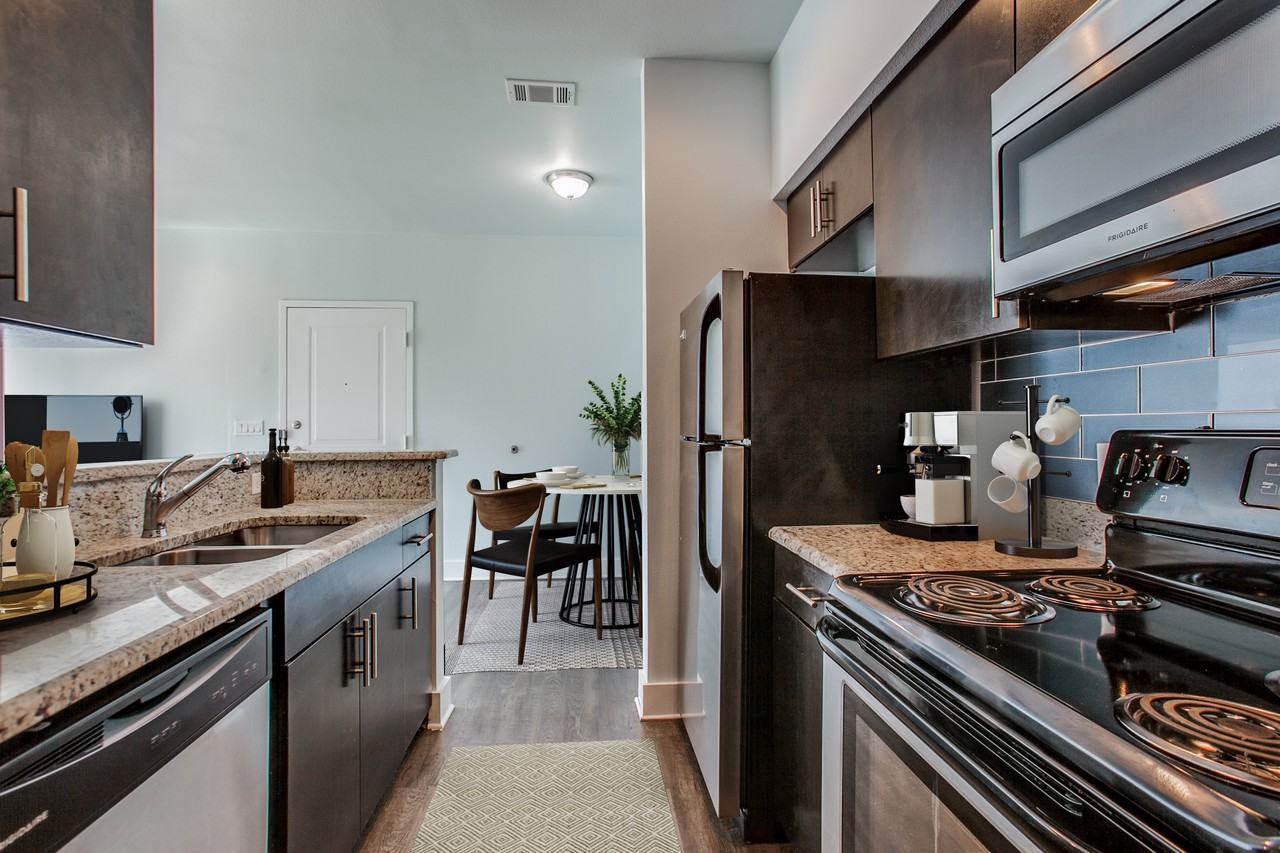 z-021822-Richland Park - Photo 5 of 27