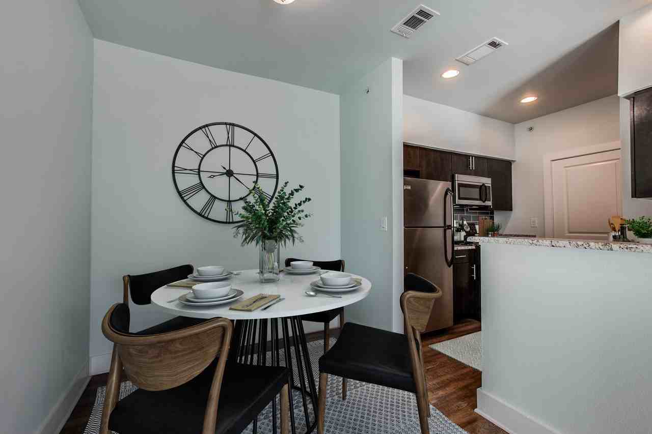 z-021822-Richland Park - Photo 6 of 27