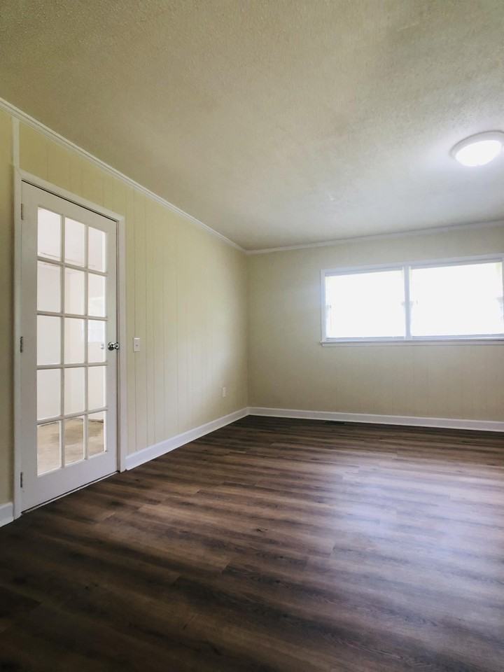 871 Windy Ridge Rd #1 - Photo 4 of 10