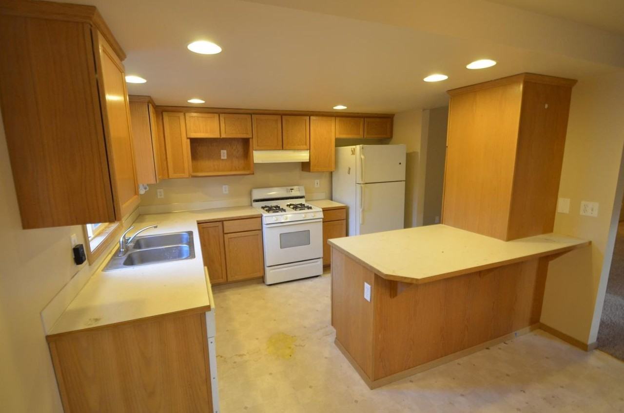 6116 206th St Ne - Photo 3 of 11