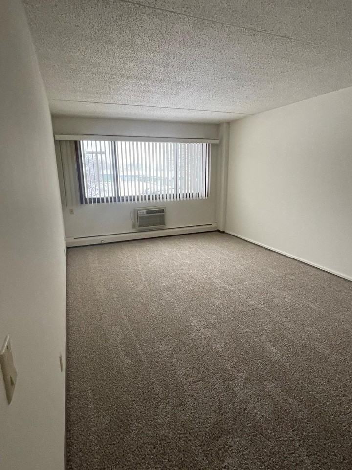 1510 Mainstreet - Photo 7 of 9