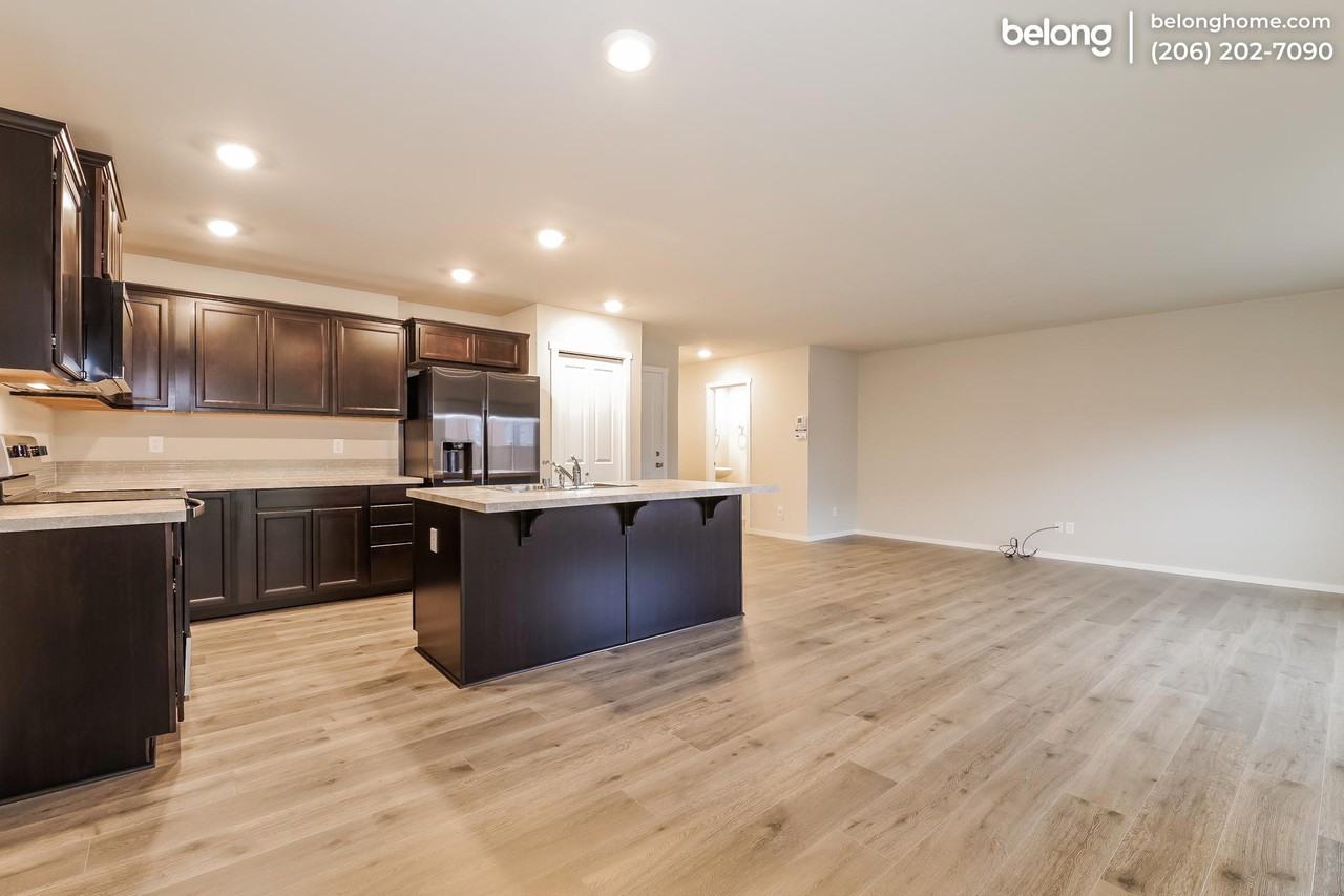 18791 108th Ave E - Photo 6 of 26