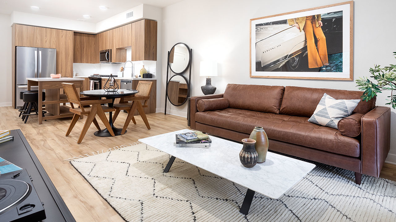 Modera Hollywood - Photo 6 of 50