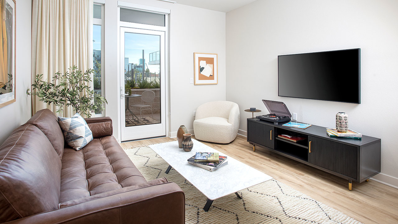 Modera Hollywood - Photo 7 of 50