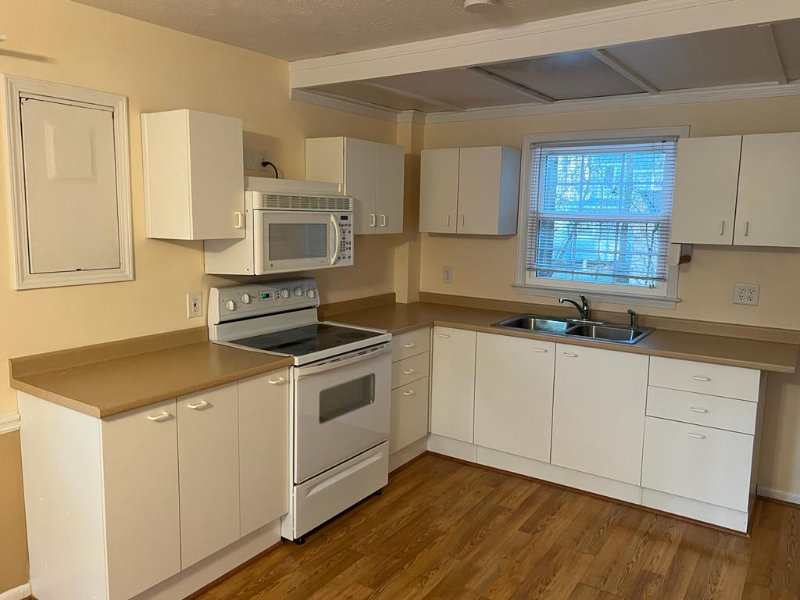 325 Hoke Okelly Mill Rd Se #B - Photo 6 of 14