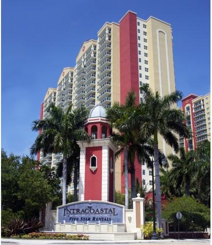 Intracoastal Yacht Club - Photo 7 of 50